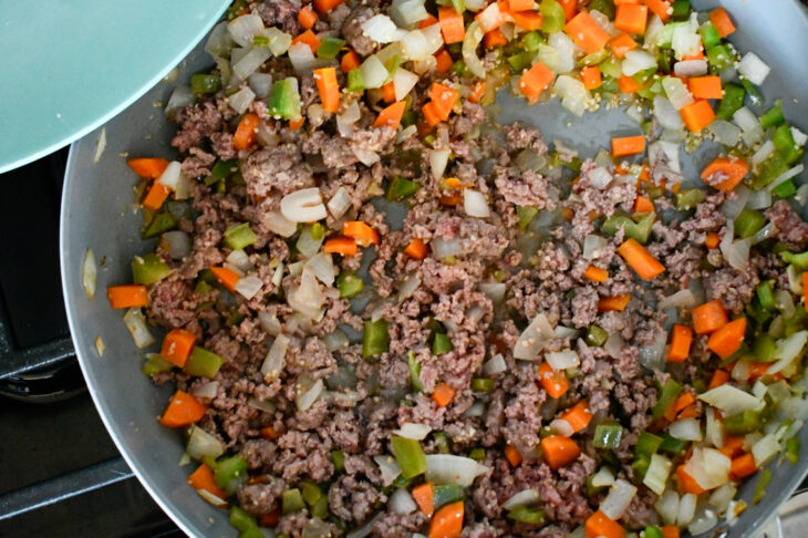 Ground beef and vegetables for gluten free sloppy joes