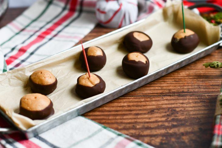 buckeye balls on a tray